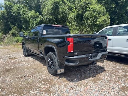 Used 2025 Chevrolet Silverado 2500 High Country w/ High Country Premium Package AWD/4WD image 5