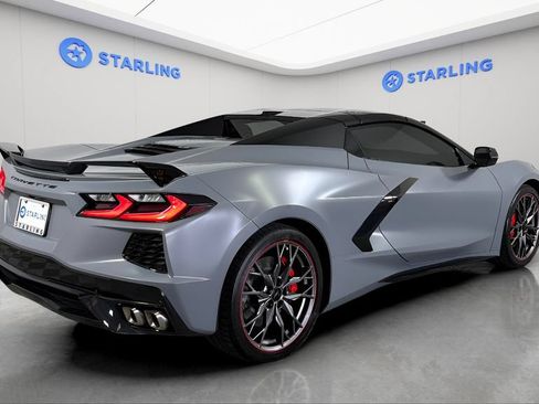 Used 2024 Chevrolet Corvette Stingray Premium Conv w/ Z51 Performance Package RWD image 19