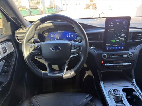 Used 2020 Ford Explorer ST w/ ST Street Pack image 28