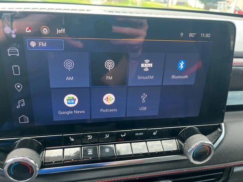 Used 2023 Chevrolet Colorado Z71 w/ Z71 Convenience Package 2 image 31