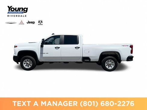 Used 2025 Chevrolet Silverado 3500 W/T AWD/4WD image 2