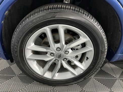 Certified 2025 Dodge Durango GT image 11