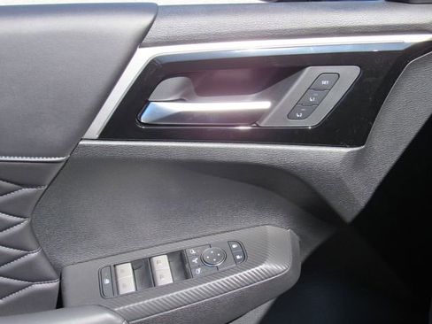 New 2026 Mitsubishi Outlander SEL FWD image 21
