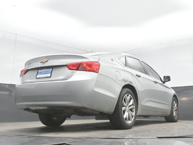 Used 2016 Chevrolet Impala LT FWD image 33