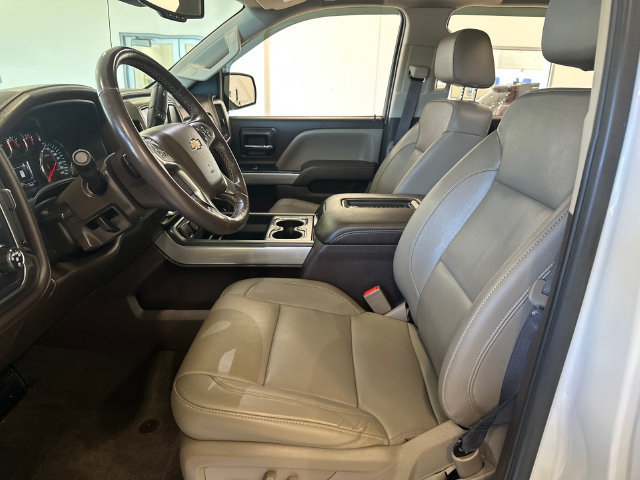 Used 2018 Chevrolet Silverado 1500 LTZ Z71 w/ LTZ Plus Package AWD/4WD image 22