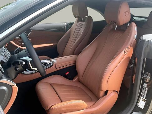 Used 2023 Mercedes-Benz E 450 Cabriolet image 6