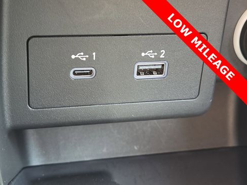 Used 2024 Nissan Kicks SR image 22