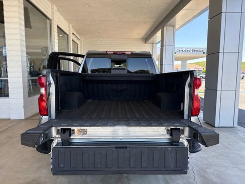 Used 2024 Chevrolet Silverado 1500 LTZ w/ LTZ Premium Package AWD/4WD image 23