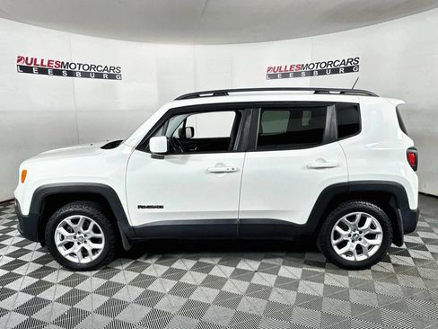 Used 2015 Jeep Renegade Latitude w/ Popular Equipment Group AWD/4WD image 4