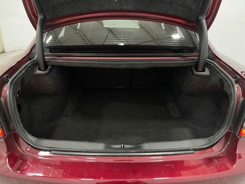 Used 2018 Dodge Charger SXT w/ Blacktop Package image 24