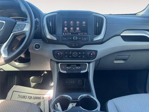 Used 2023 GMC Terrain SLE w/ Driver Convenience Package image 11
