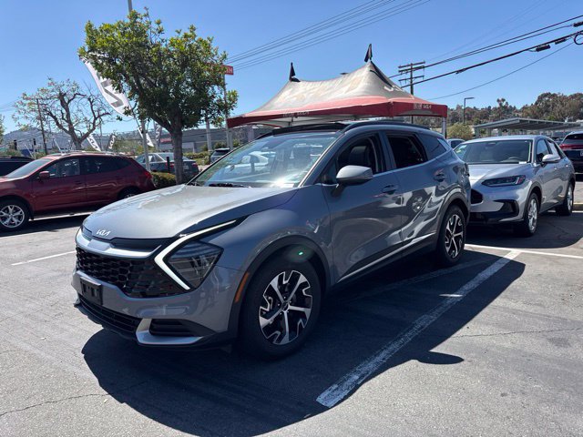 Certified 2025 Kia Sportage EX w/ Premium Package FWD image 2
