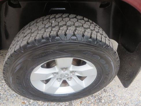 Used 2016 RAM 1500 Tradesman w/ Chrome Appearance Group RWD image 22