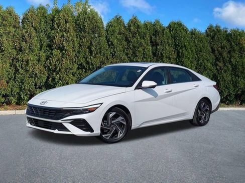 Certified 2024 Hyundai Elantra Limited image 1