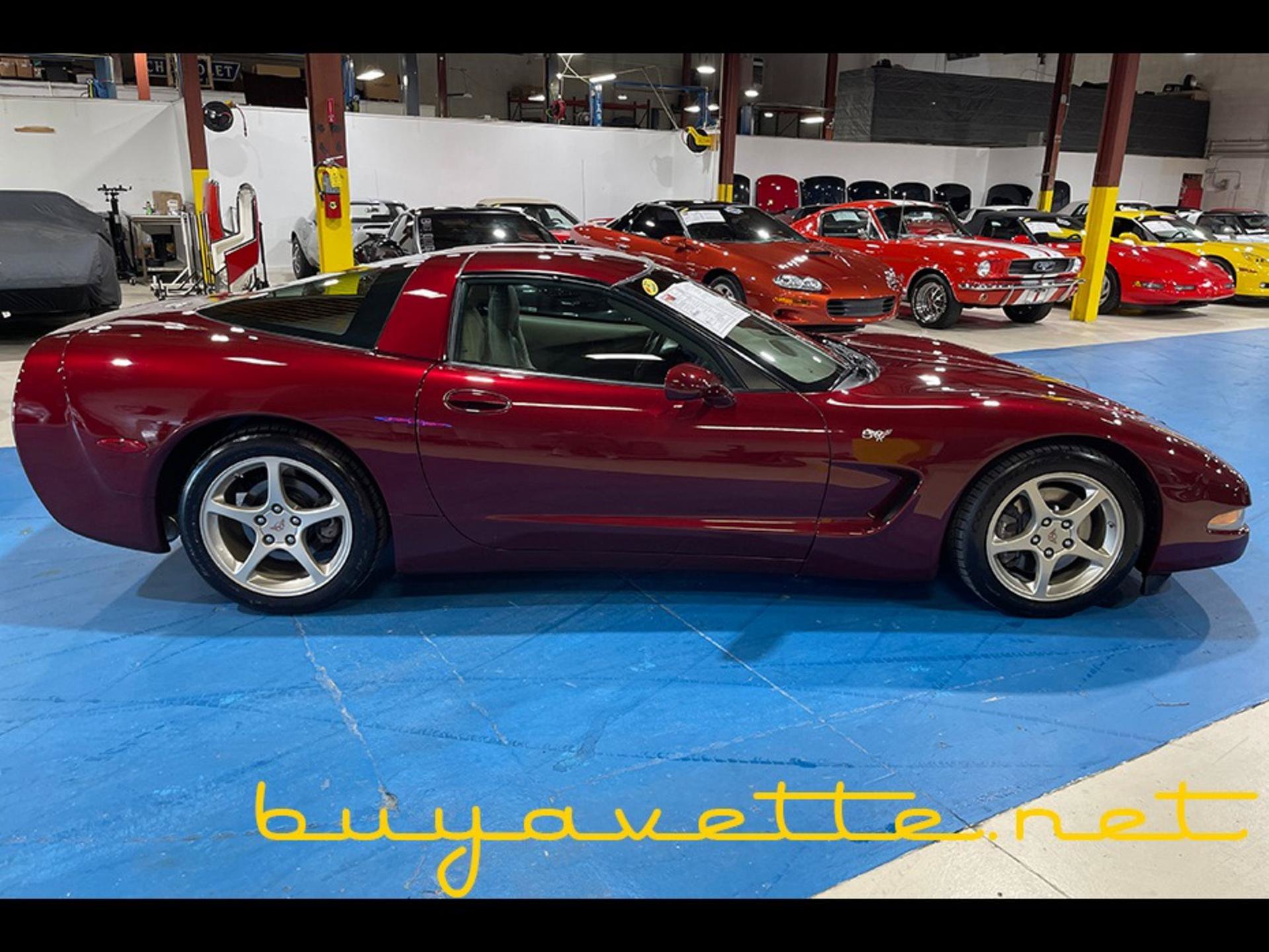 Used 2003 Chevrolet Corvette Coupe w/ Preferred Equipment Group RWD image 7