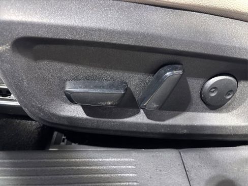 Used 2023 Nissan Rogue SL w/ SL Premium Package image 38