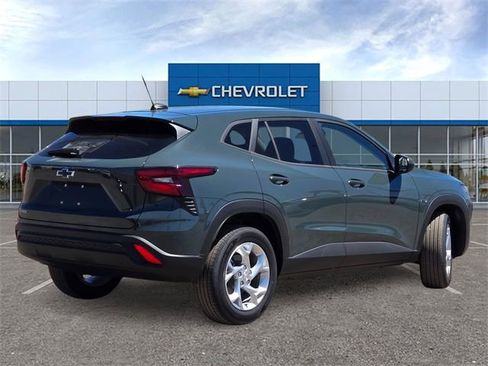 New 2026 Chevrolet Trax LS w/ LS Convenience Package image 5