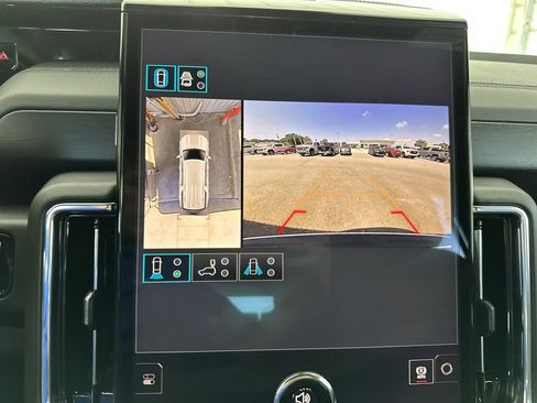 New 2026 GMC Yukon XL Denali w/ Sun & Power Step Package AWD/4WD image 27