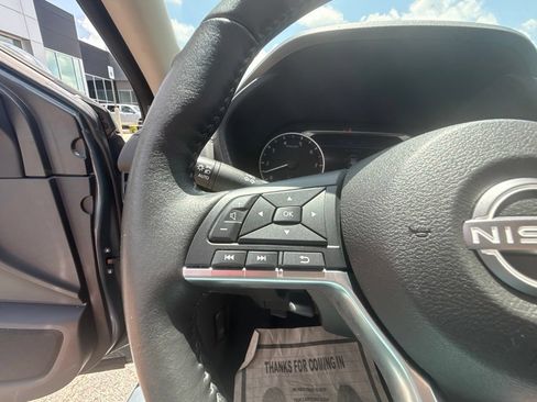 Used 2025 Nissan Sentra SV w/ All-Weather Package FWD image 16
