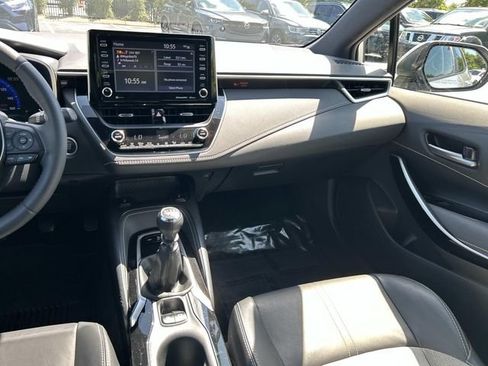 Used 2020 Toyota Corolla XSE FWD image 17