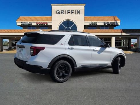 Used 2022 Ford Explorer Timberline AWD/4WD image 4
