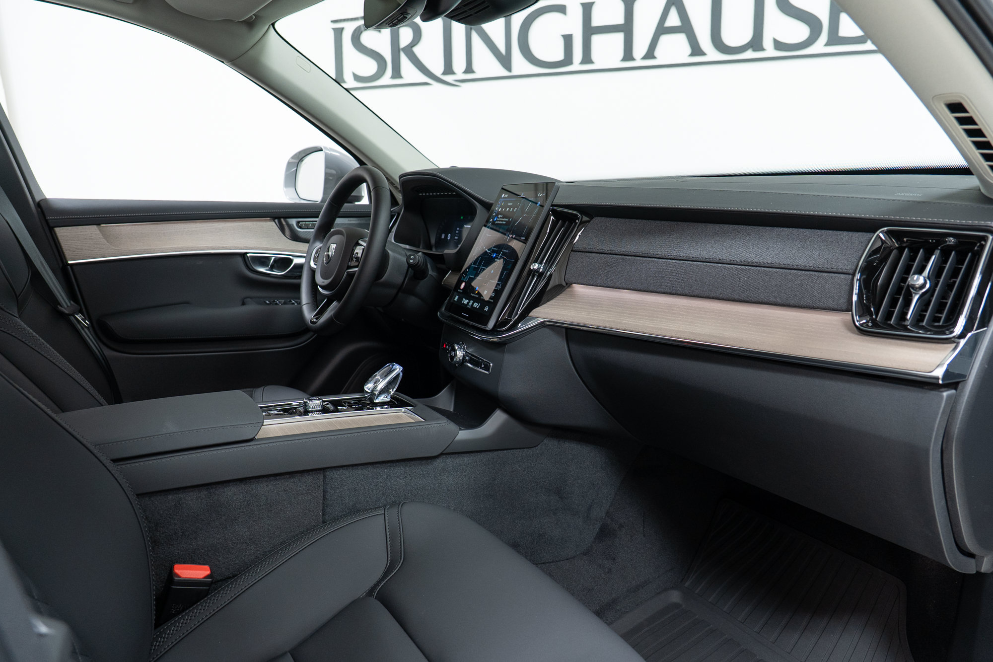 New 2026 Volvo XC90 T8 Plus w/ Protection Package Premier AWD/4WD image 21