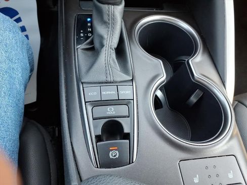 Used 2024 Toyota Camry XSE image 13