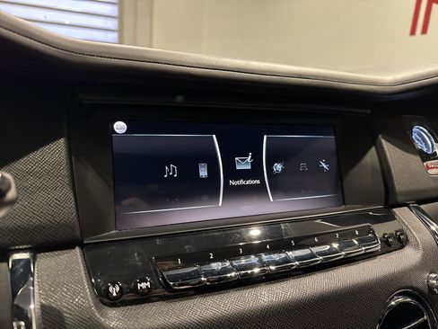 Used 2020 Rolls-Royce Cullinan image 46