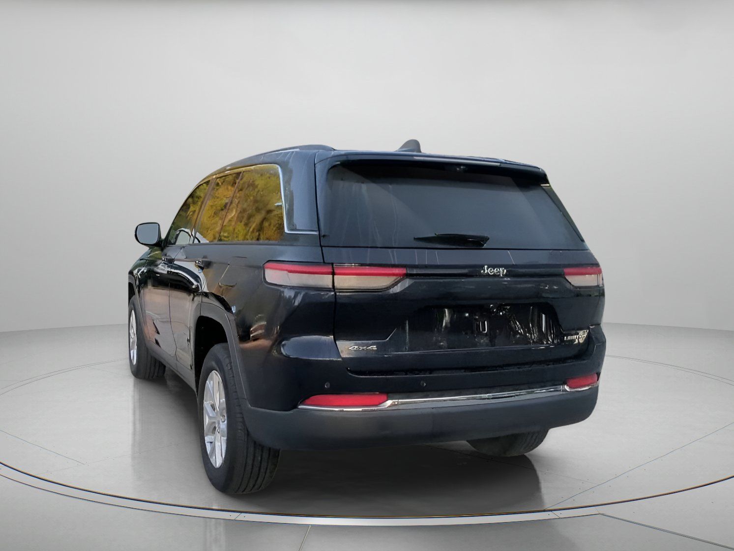 Used 2023 Jeep Grand Cherokee Limited w/ Luxury Tech Group II AWD/4WD image 22