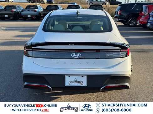 Certified 2026 Hyundai Sonata SE FWD image 12