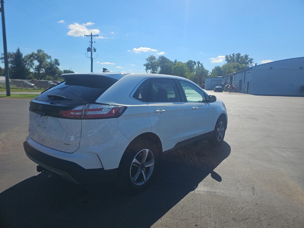 Used 2024 Ford Edge SEL w/ Convenience Package AWD/4WD image 6
