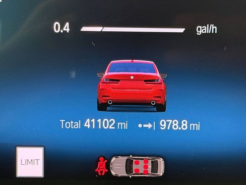 Used 2023 BMW 330i Sedan w/ Premium Package image 29