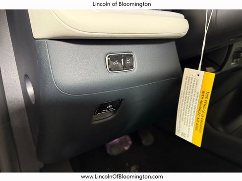 New 2025 Lincoln Navigator Reserve image 23