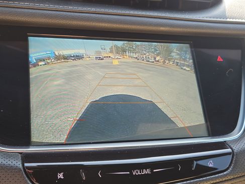 Used 2019 Cadillac XT5 FWD image 32