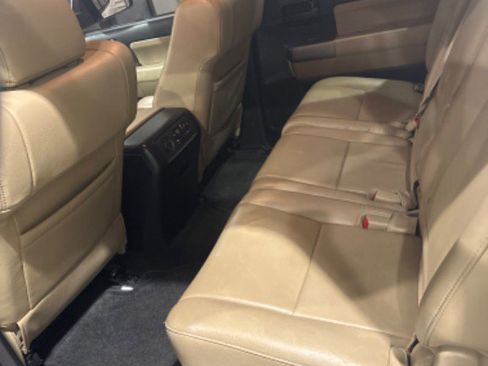 Used 2017 Toyota Sequoia SR5 w/ Premium Package image 46