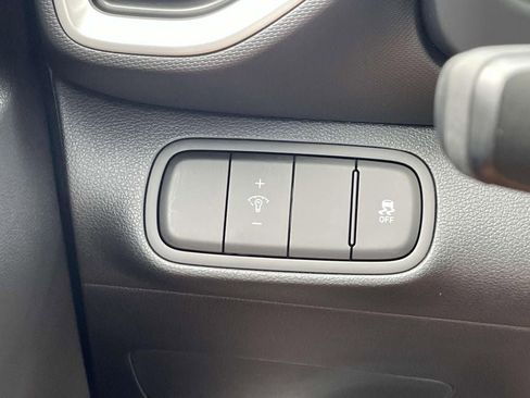 New 2026 Hyundai Venue SEL image 18