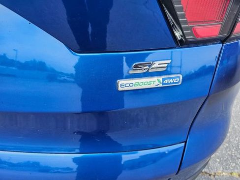 Used 2017 Ford Escape SE AWD/4WD image 13