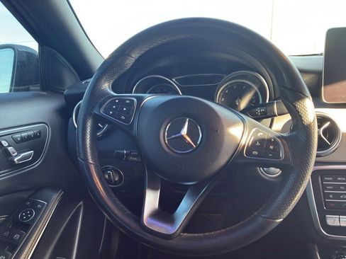 Used 2019 Mercedes-Benz GLA 250 4MATIC image 20