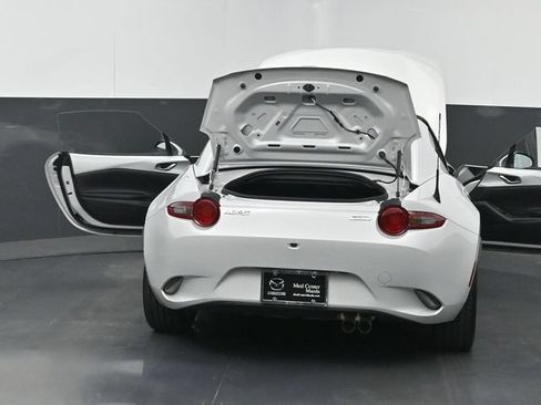 Used 2019 MAZDA MX-5 Miata RF Grand Touring RWD image 39