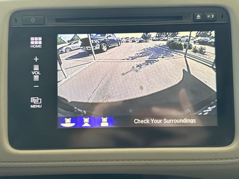 Used 2016 Honda HR-V EX image 9