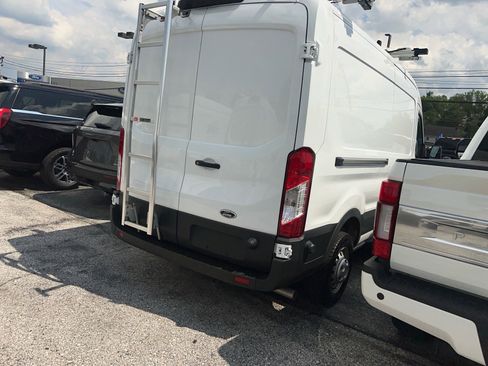Certified 2024 Ford Transit 250 148 Medium Roof Extended AWD w/ Load Area Protection Package image 6
