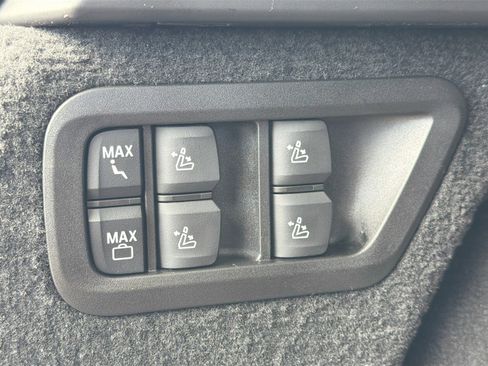 New 2026 BMW X7 M60i image 12