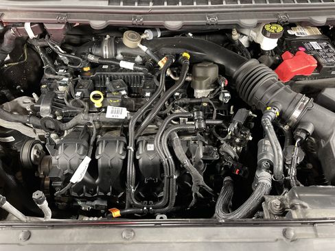 Used 2022 Ford Edge SEL w/ Convenience Package image 18