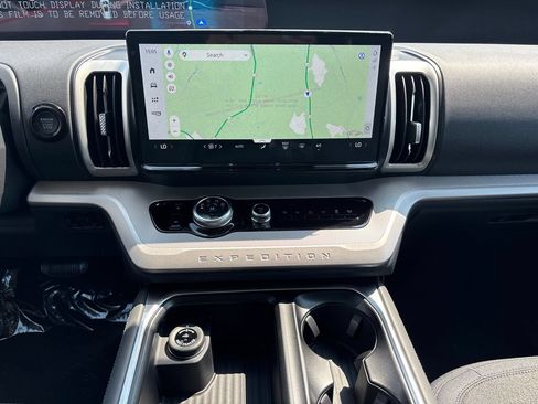 New 2027 Ford Expedition Active RWD image 20