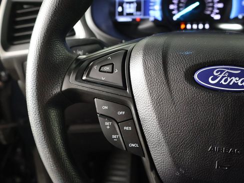 Used 2022 Ford Edge SE w/ Black Appearance Package image 34