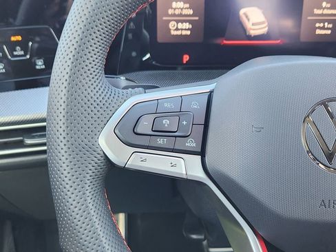 New 2026 Volkswagen GTI SE FWD image 17