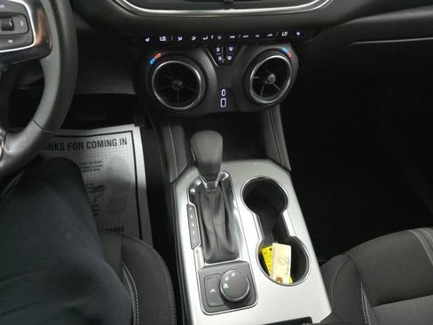 Used 2025 Chevrolet Blazer LT FWD image 14
