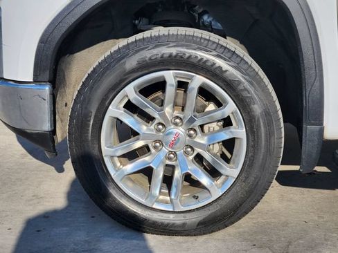 Used 2021 GMC Sierra 1500 SLT AWD/4WD image 11