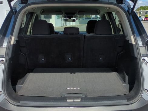 Certified 2023 Nissan Rogue SV image 13