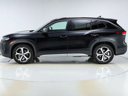 New 2026 Volkswagen Tiguan SE image 40